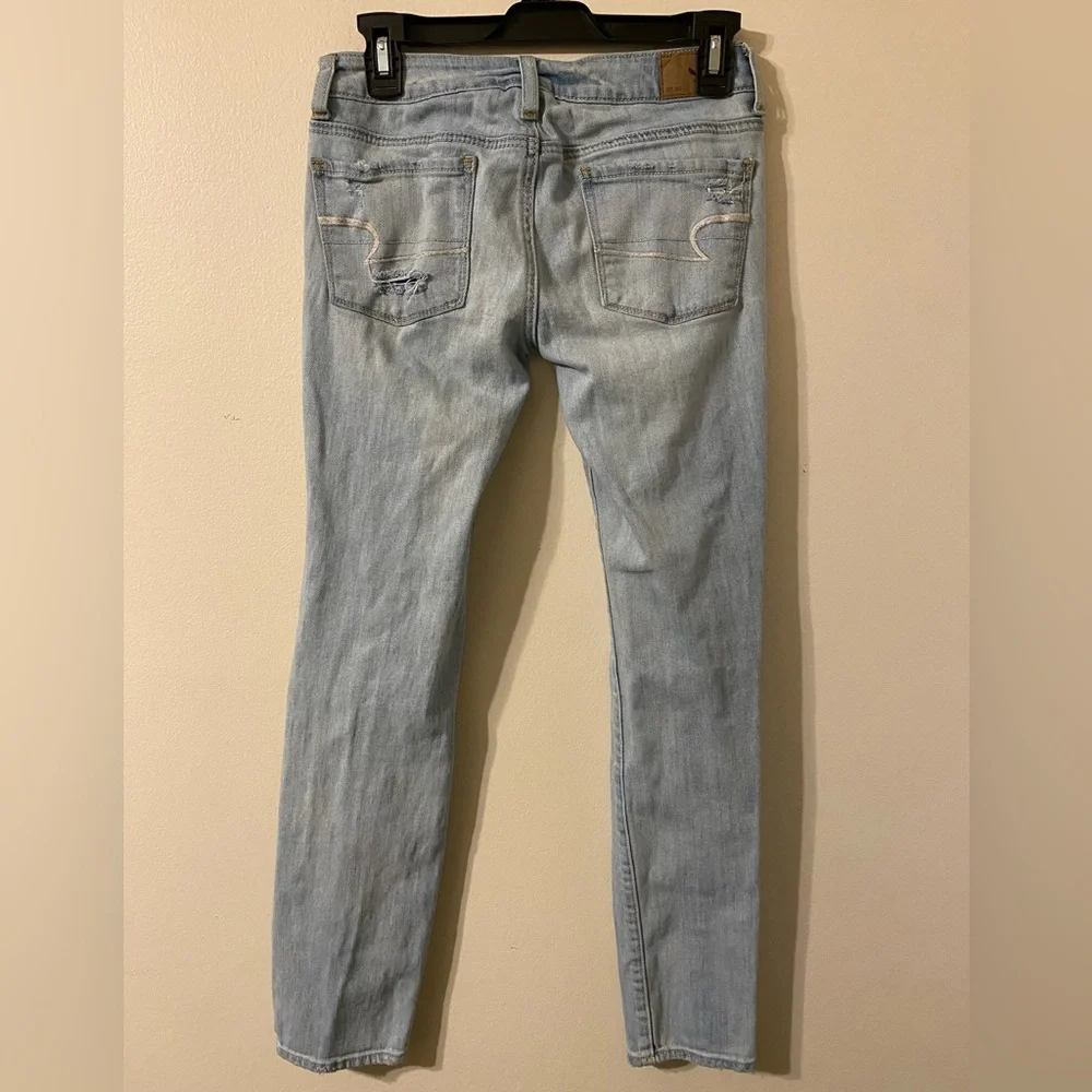 Womens American Eagle Light Wash Skinny Stretch Jeans‎ Distressed Size 0